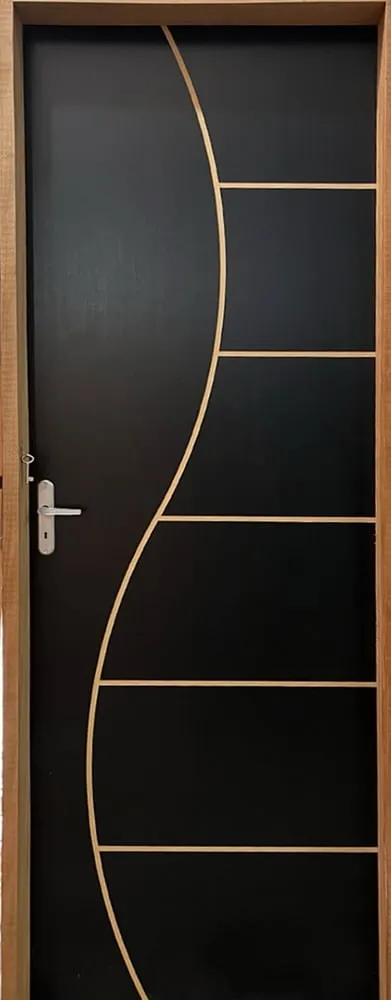 Porta HDF Black Frisada hdf